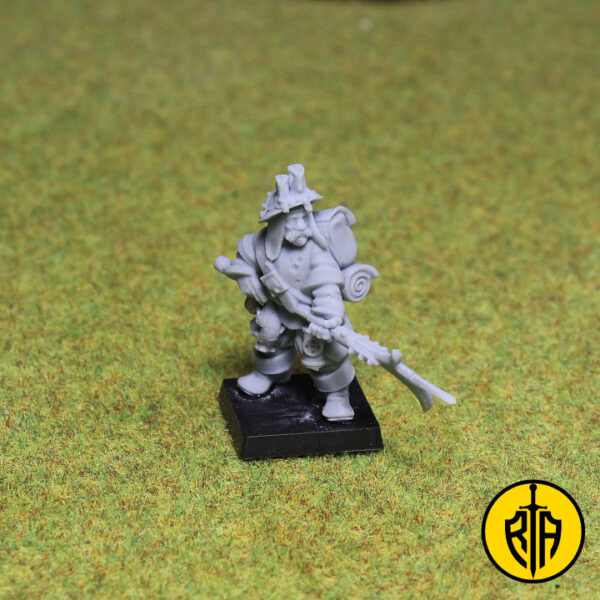 Swamp_hunter3_mom_miniatures_resinarmies.com_3dprinted_miniatures_store_resin_mini