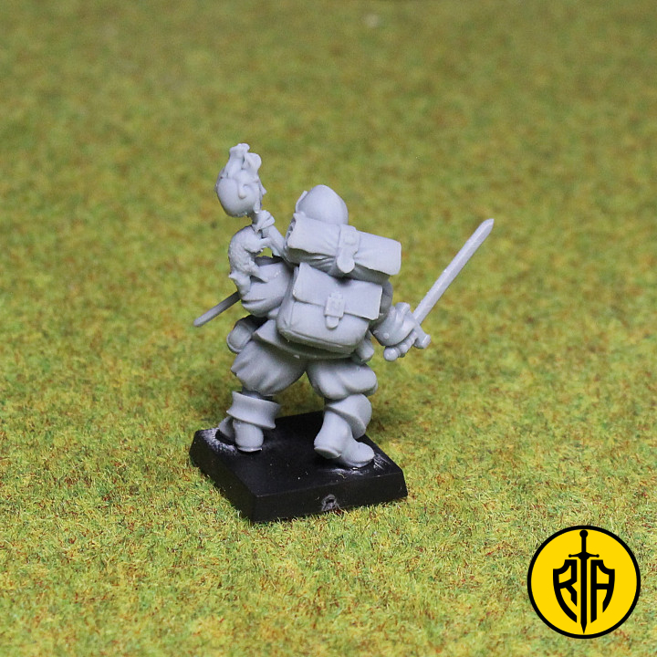 Swamp_hunter2_mom_miniatures_resinarmies.com_3dprinted_miniatures_store_resin_mini